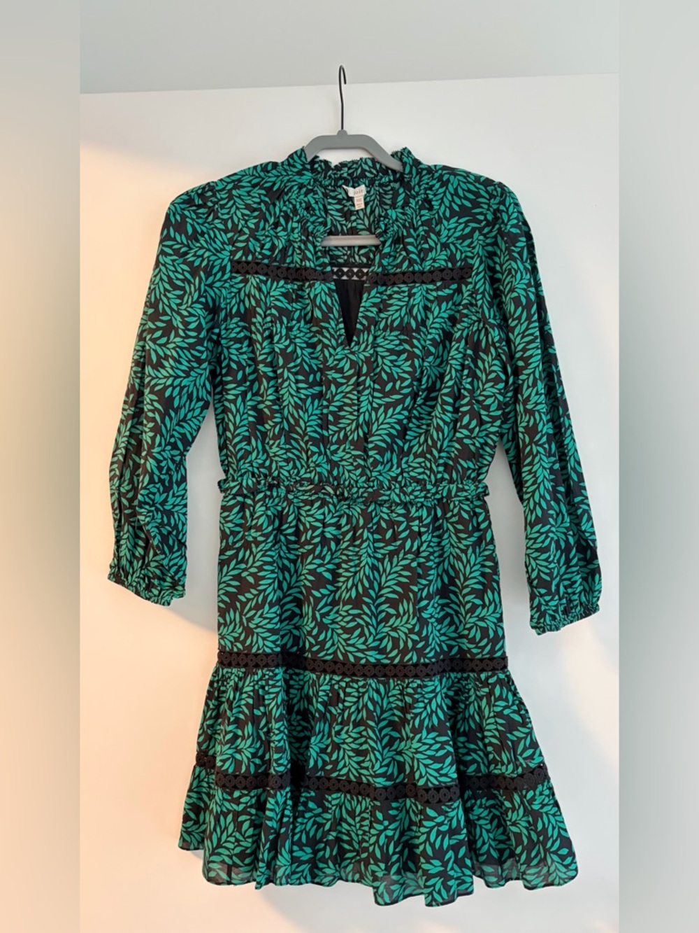 Joie flowy green dress with lace details